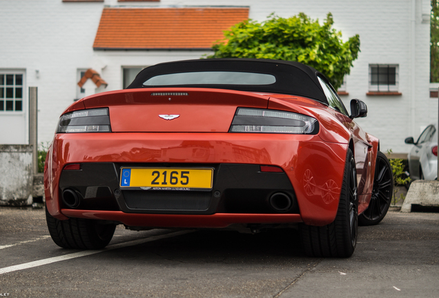 Aston Martin V8 Vantage Roadster 2012