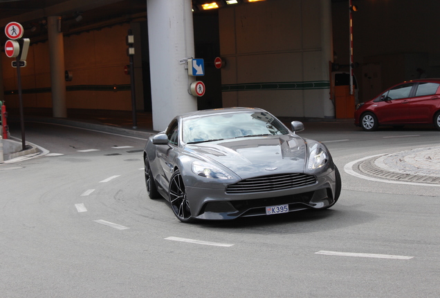 Aston Martin Vanquish 2013