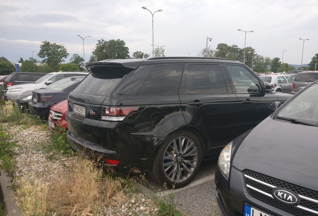 Land Rover Range Rover Sport SVR