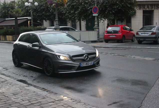 Mercedes-Benz A 45 AMG