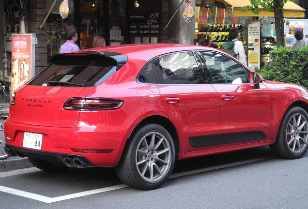 Porsche 95B Macan GTS