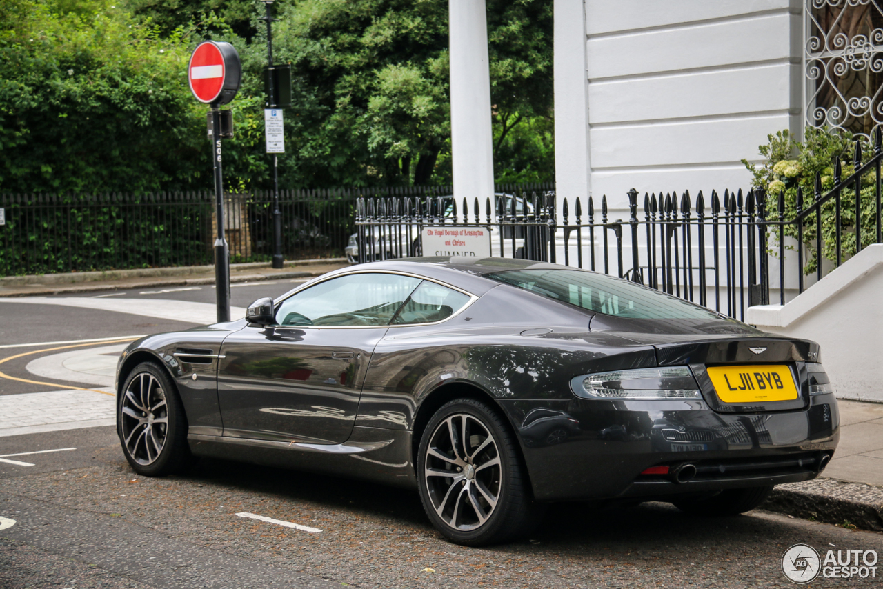 Aston Martin DB9 2010