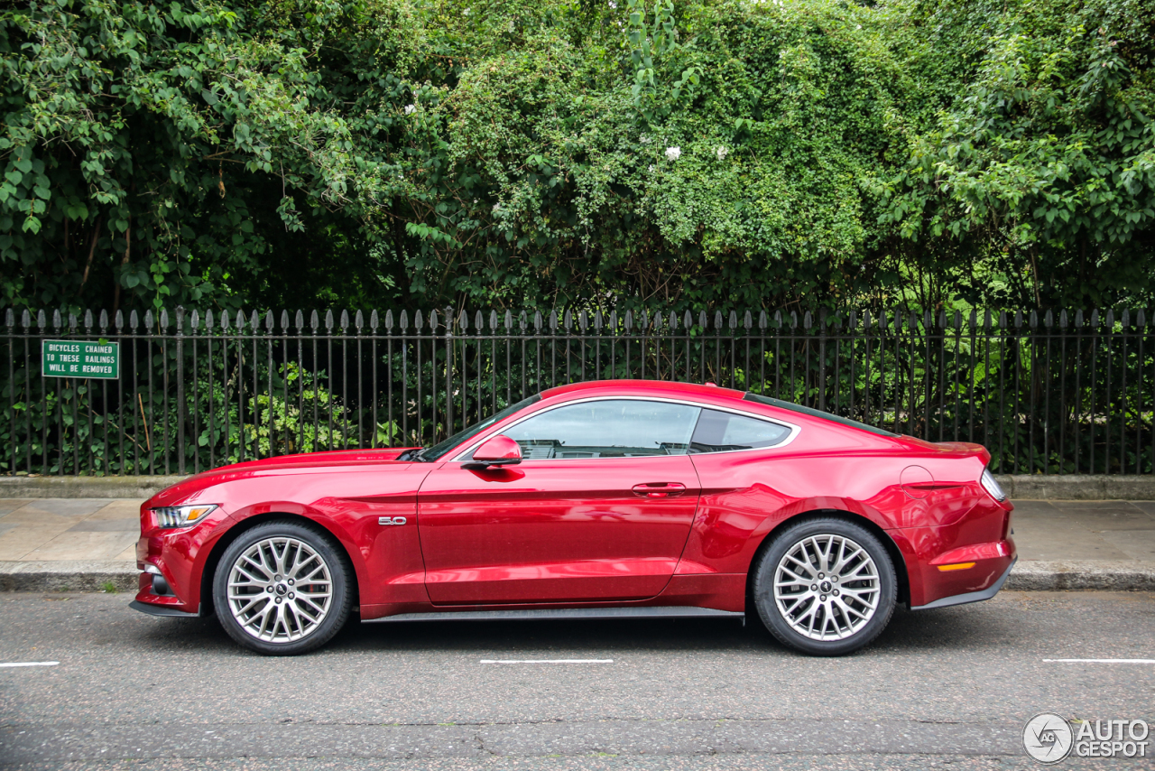 Ford Mustang GT 2015