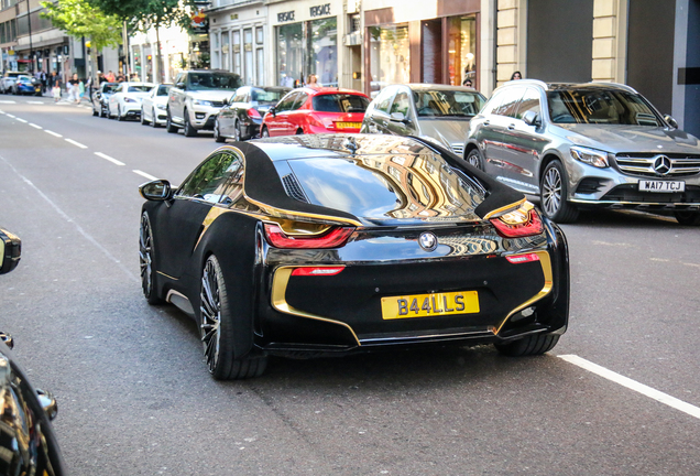 BMW i8