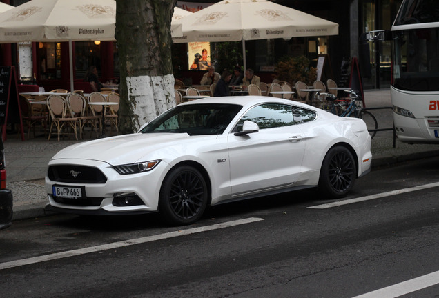 Ford Mustang GT 2015