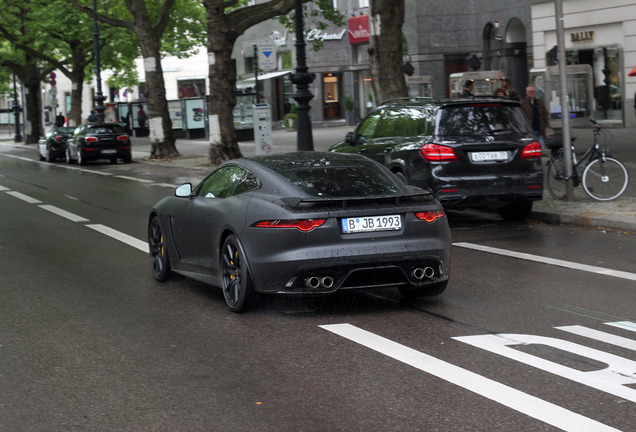 Jaguar F-TYPE SVR Coupé 2017