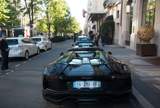 Lamborghini Aventador LP700-4 Roadster