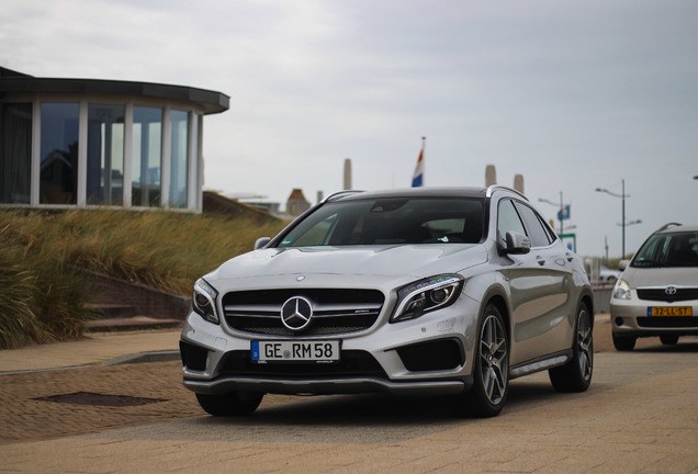 Mercedes-AMG GLA 45 X156