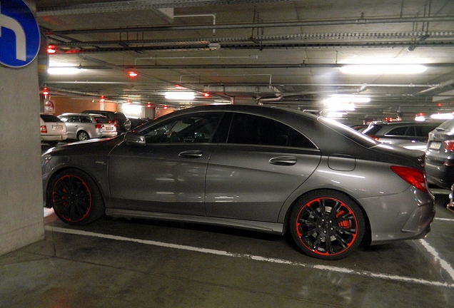 Mercedes-Benz CLA 45 AMG C117