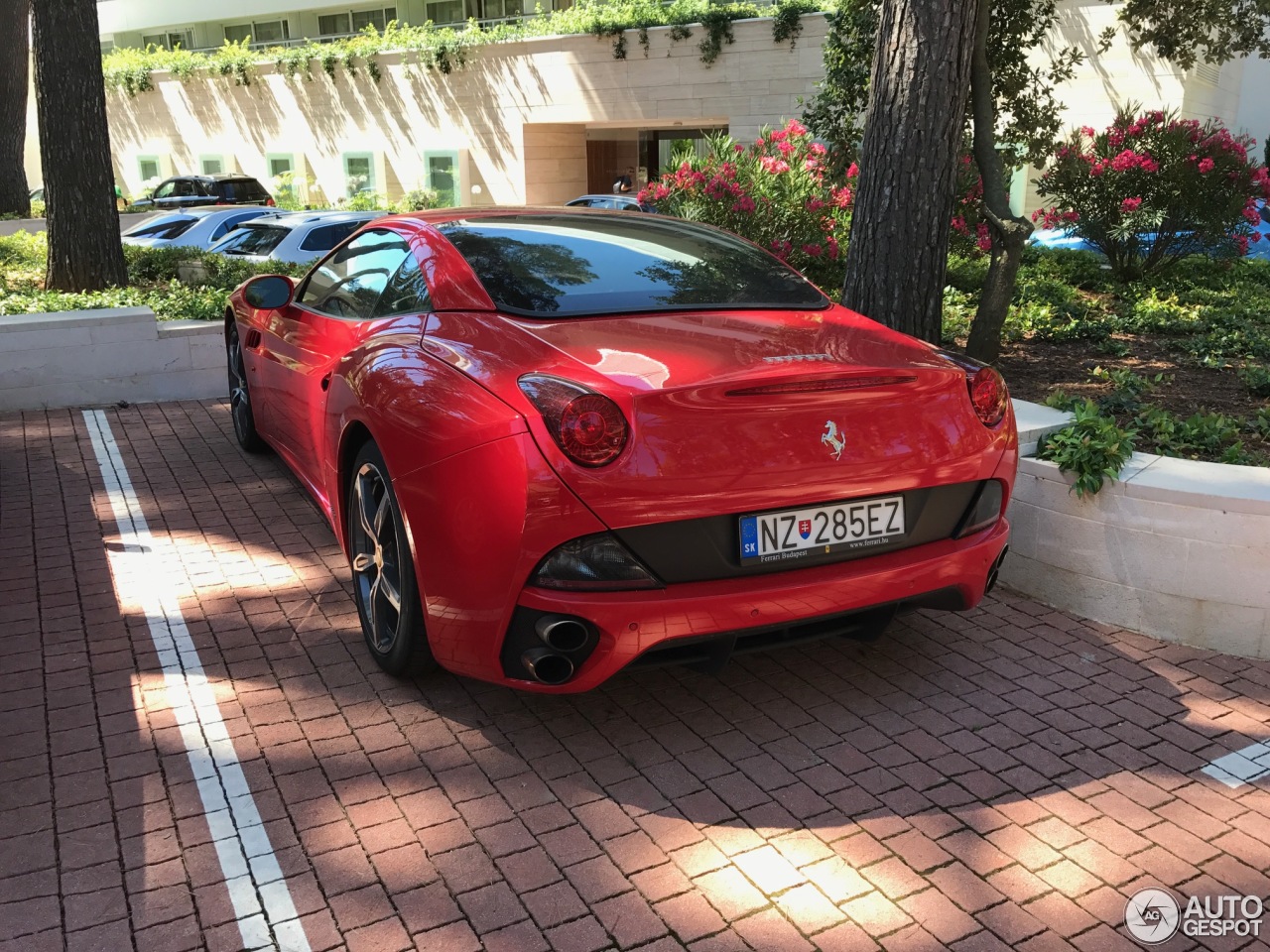 Ferrari California