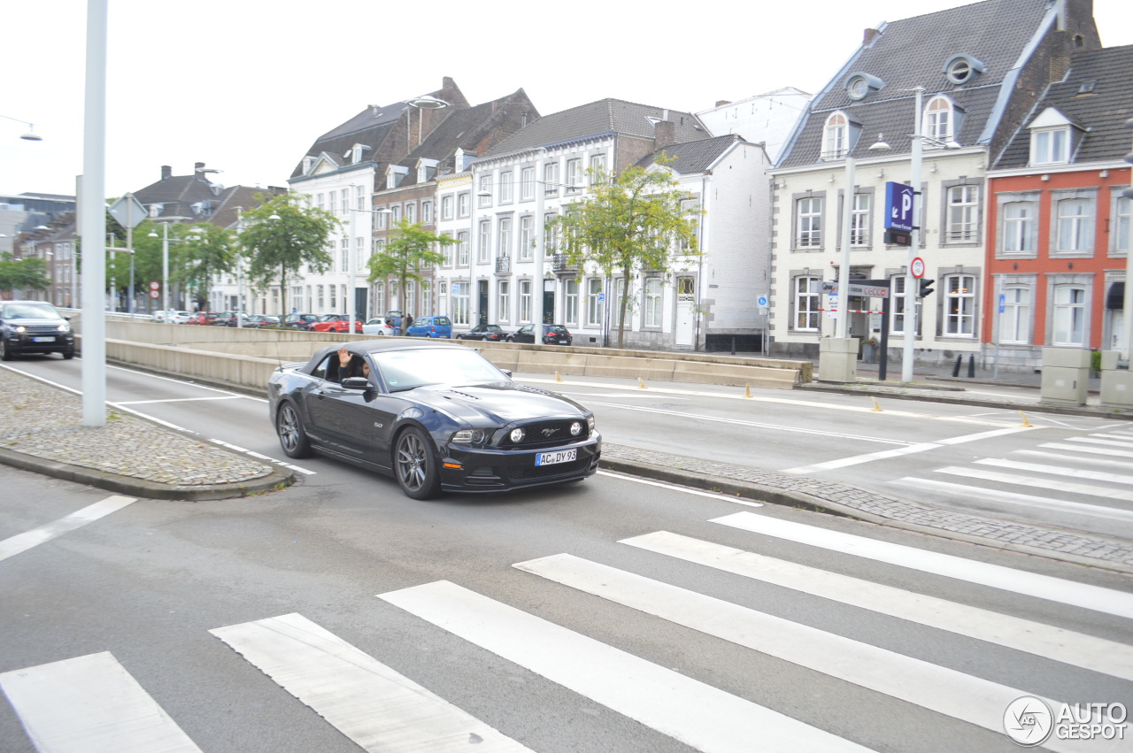 Ford Mustang GT Convertible 2013