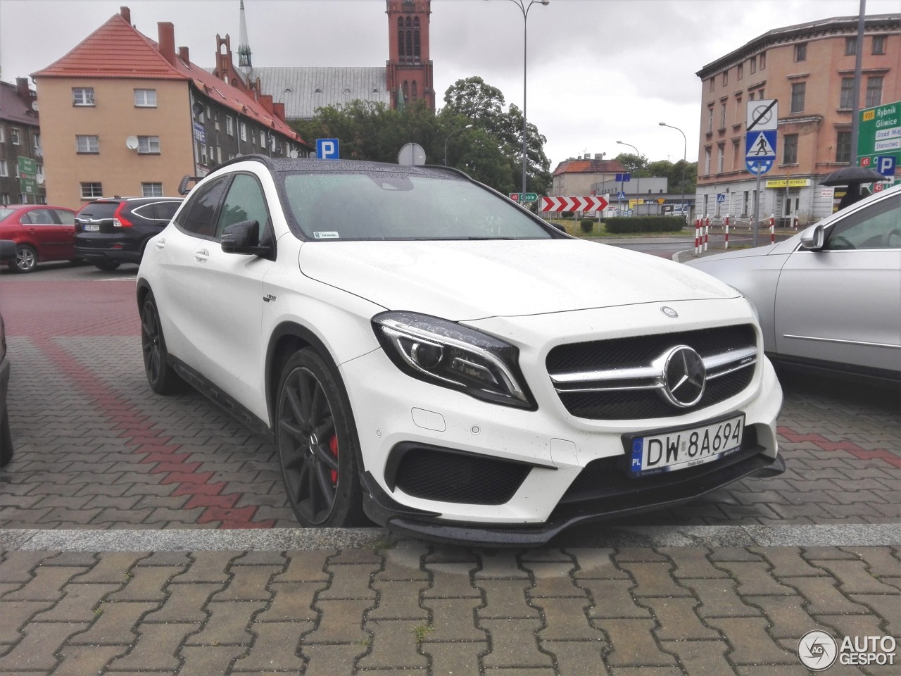 Mercedes-AMG GLA 45 X156