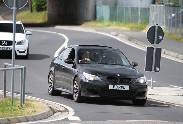 BMW M5 E60 2005