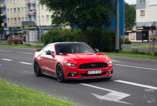 Ford Mustang GT 2015