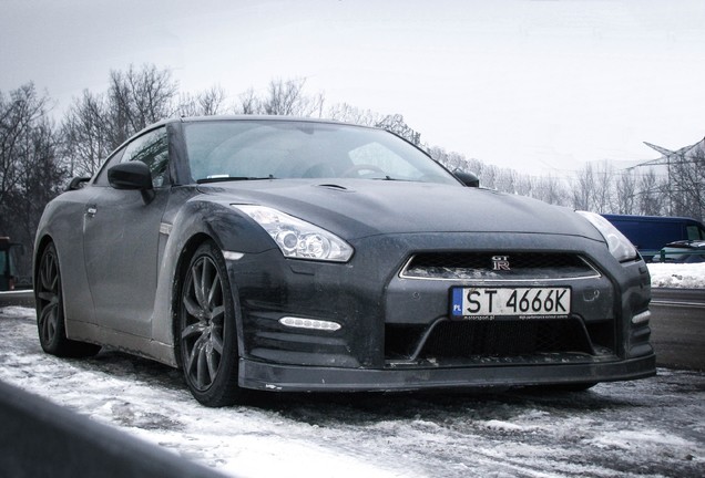 Nissan GT-R 2012