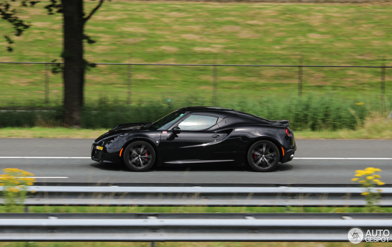 Alfa Romeo 4C Coupé