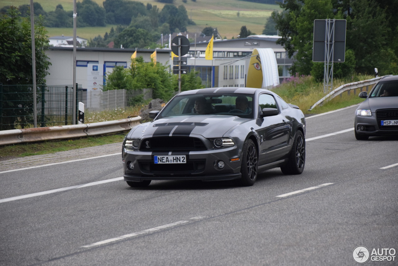 Ford Mustang Shelby GT500 2013