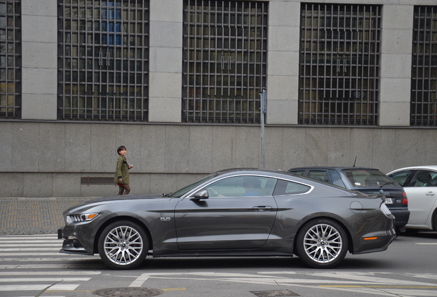 Ford Mustang GT 2015