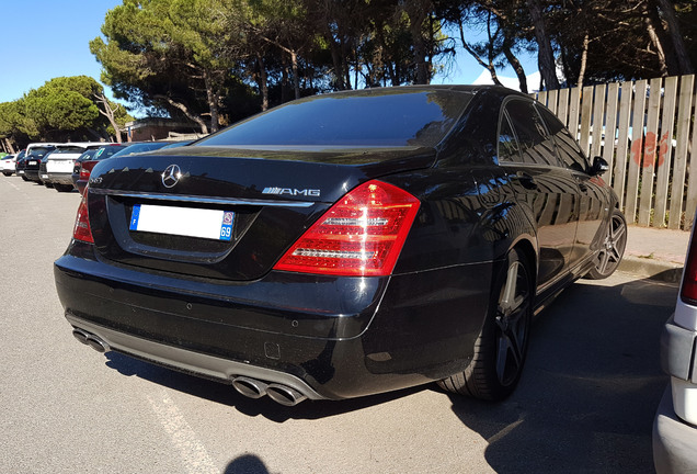 Mercedes-Benz S 63 AMG W221