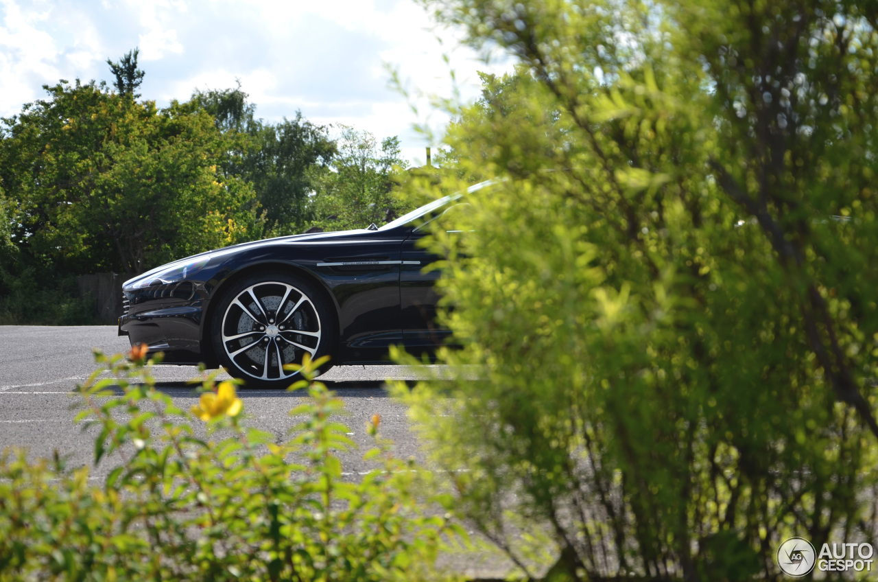 Aston Martin DBS Volante