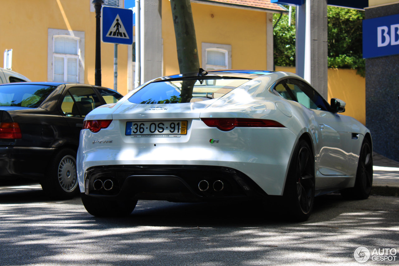 Jaguar F-TYPE R Coupé