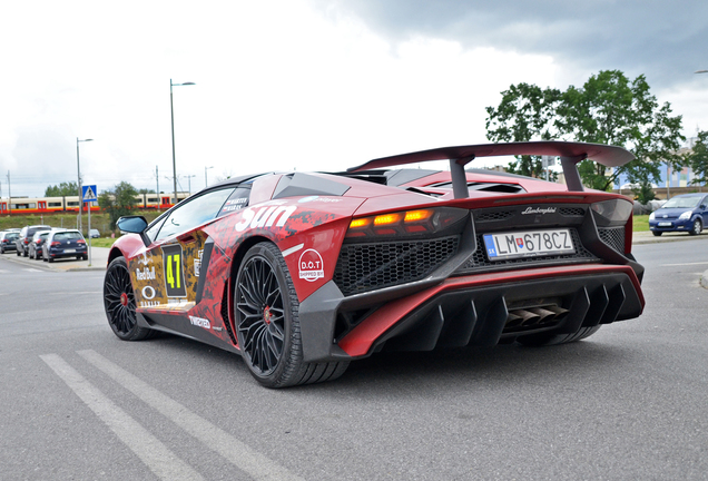 Lamborghini Aventador LP750-4 SuperVeloce Roadster