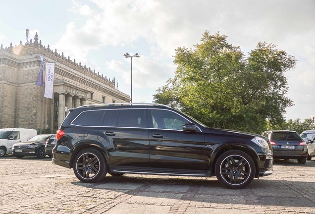 Mercedes-Benz GL 63 AMG X166