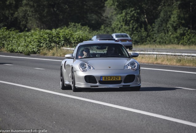 Porsche 996 Turbo