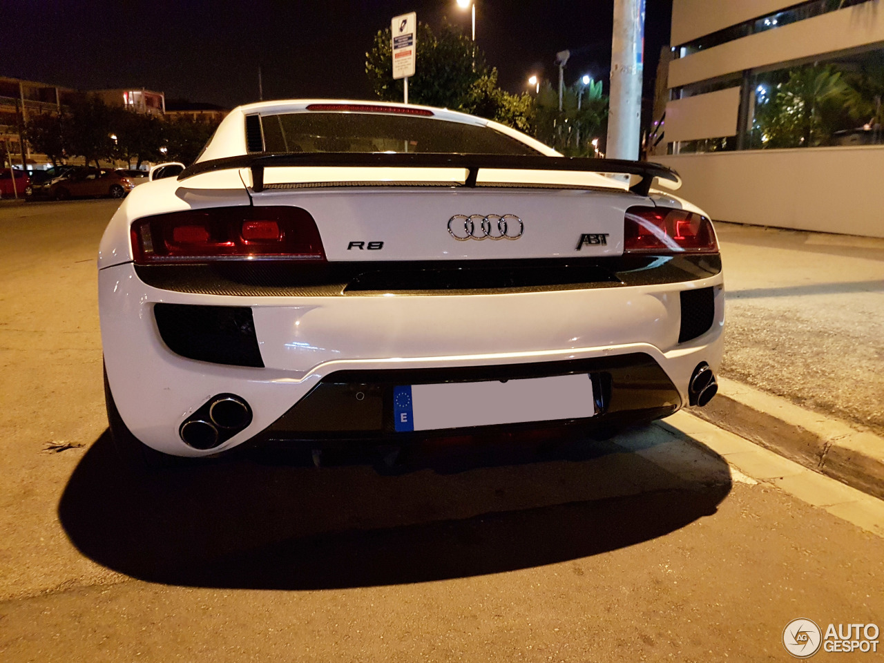 Audi ABT R8