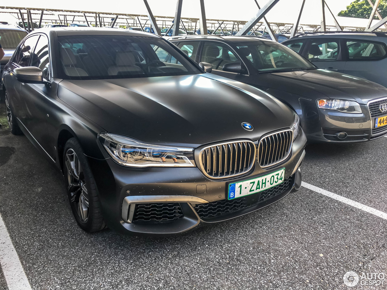 BMW M760Li xDrive