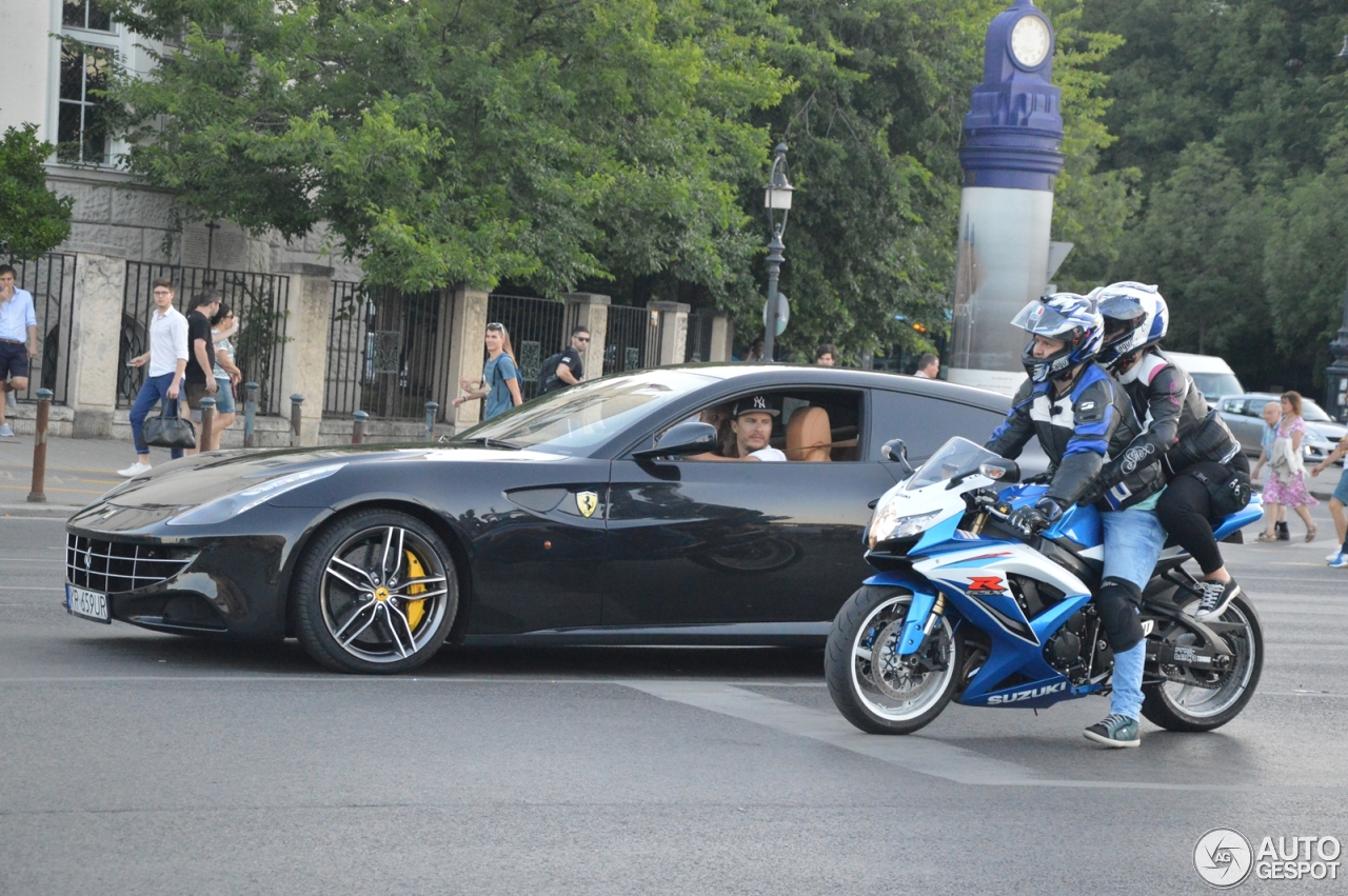 Ferrari FF