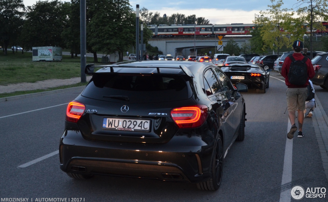 Mercedes-Benz A 45 AMG