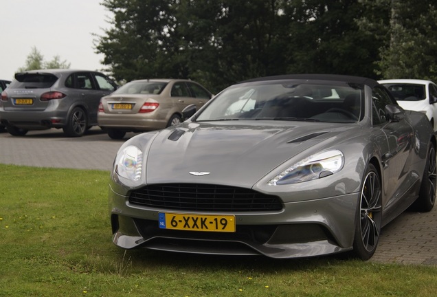 Aston Martin Vanquish Volante