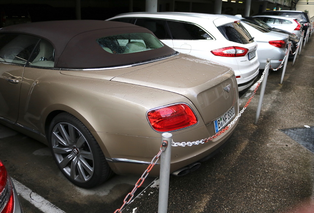 Bentley Continental GTC V8