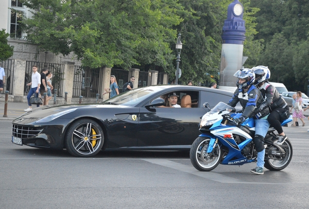 Ferrari FF