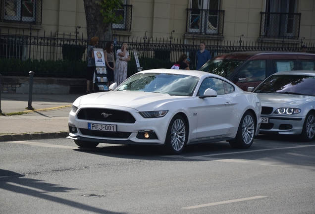 Ford Mustang GT 2015