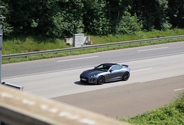 Jaguar F-TYPE S Coupé