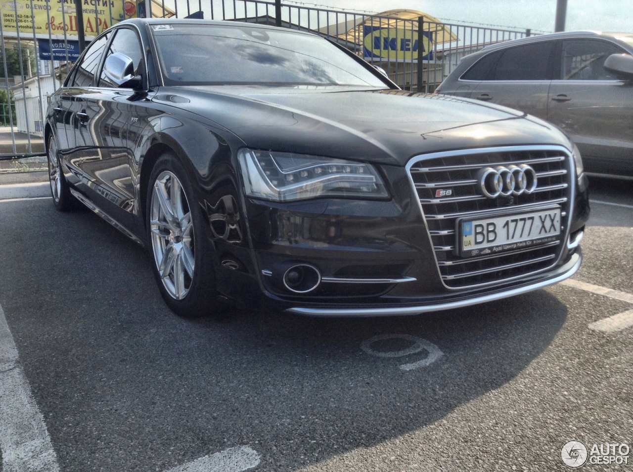 Audi S8 D4