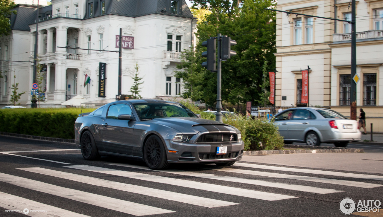 Ford Mustang GT 2013