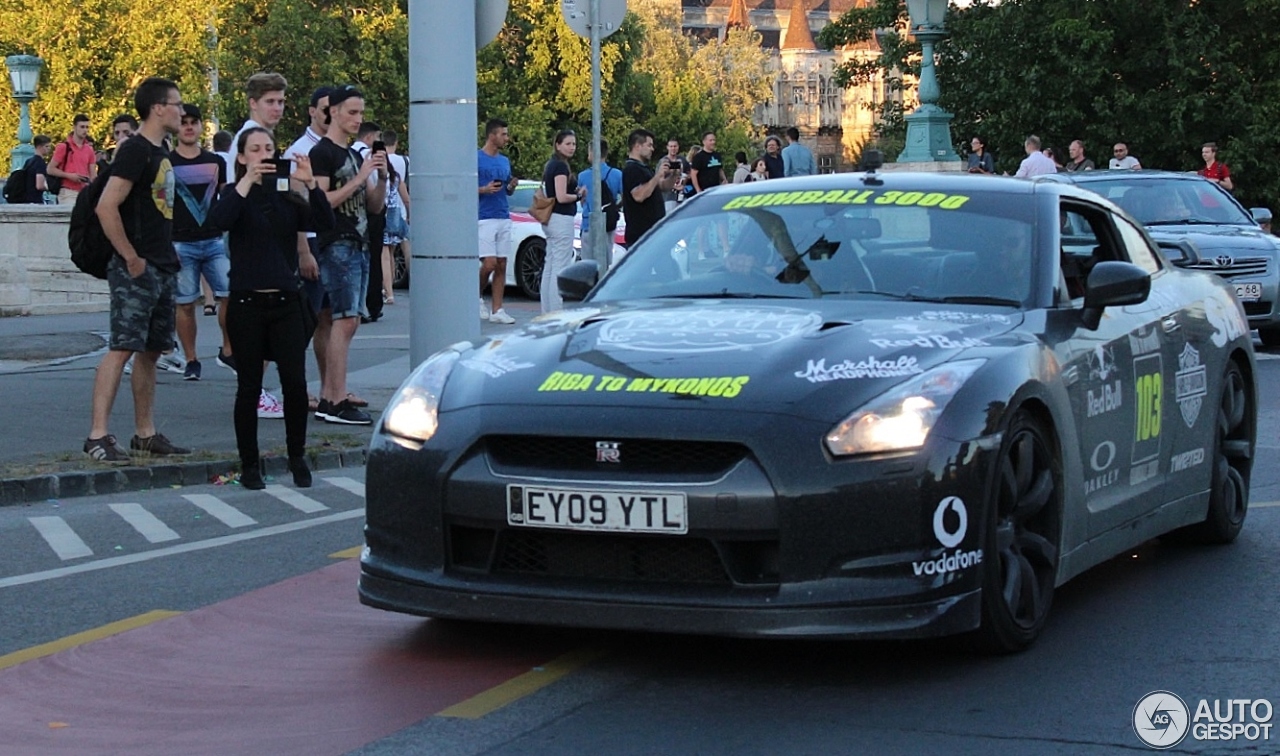 Nissan GT-R