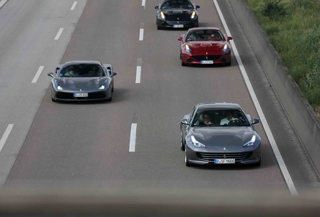 Ferrari California T