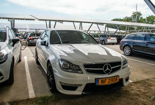 Mercedes-Benz C 63 AMG W204 2012