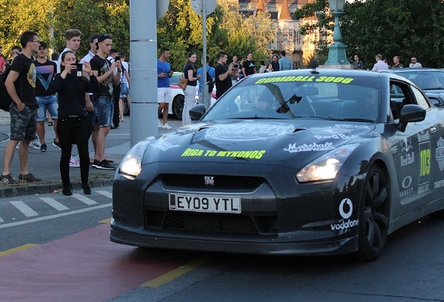 Nissan GT-R