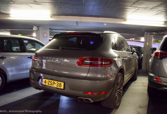 Porsche 95B Macan Turbo