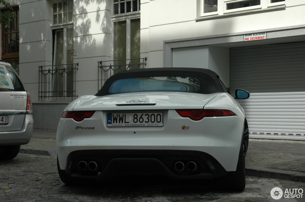 Jaguar F-TYPE S V8 Convertible