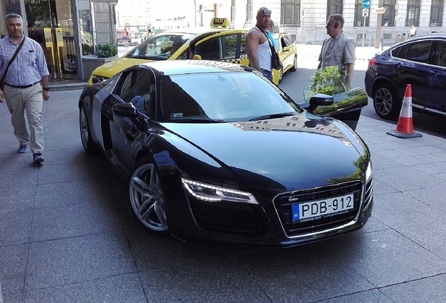 Audi R8