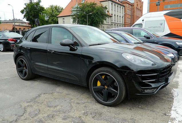 Porsche 95B Macan Turbo