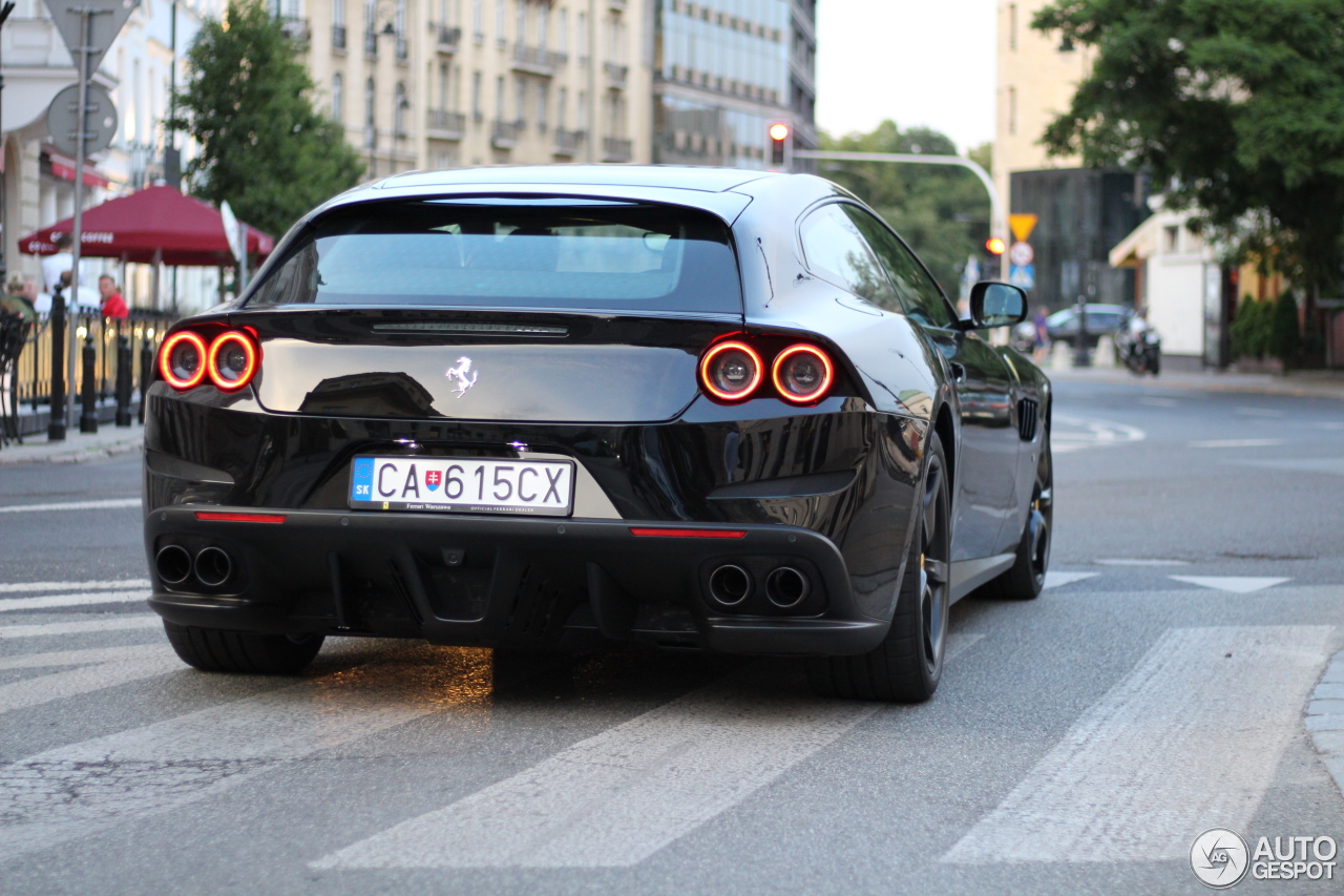 Ferrari GTC4Lusso