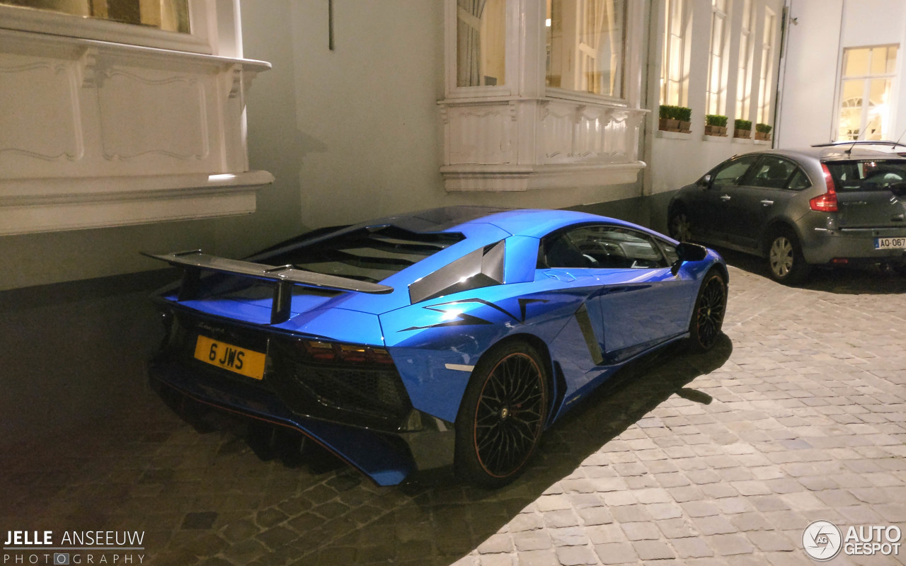 Lamborghini Aventador LP750-4 SuperVeloce