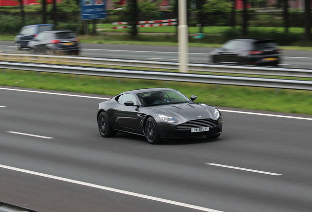 Aston Martin DB11